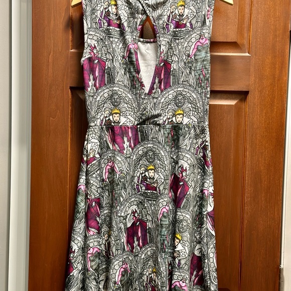 Disney Villain skater dress sz Med - Picture 3 of 4
